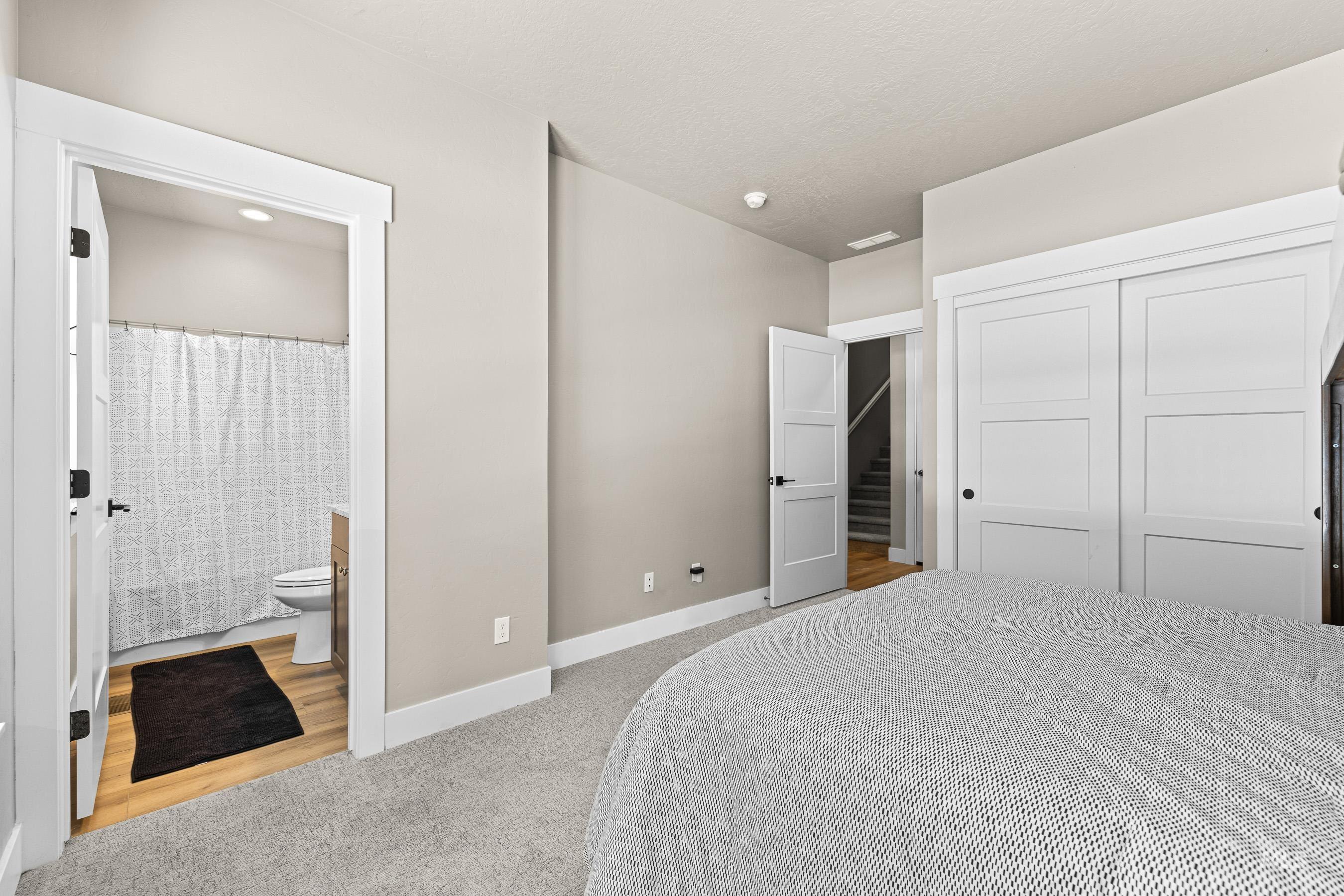 108 Eagle Shores Property Photo 26