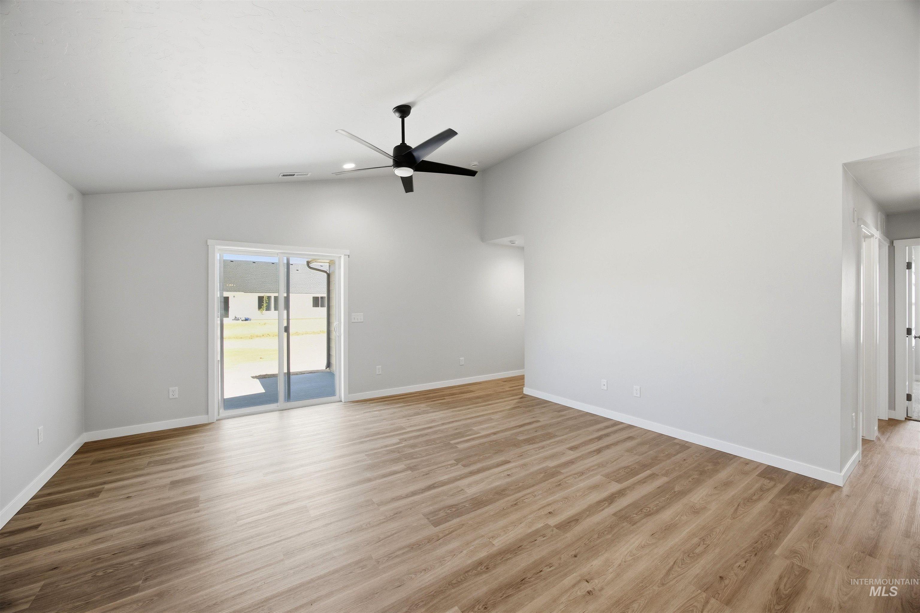 7116 E Marble Springs Dr Property Photo 6