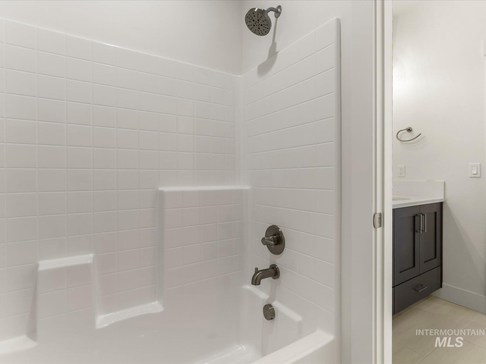 375 S Bumper Way Property Photo 35