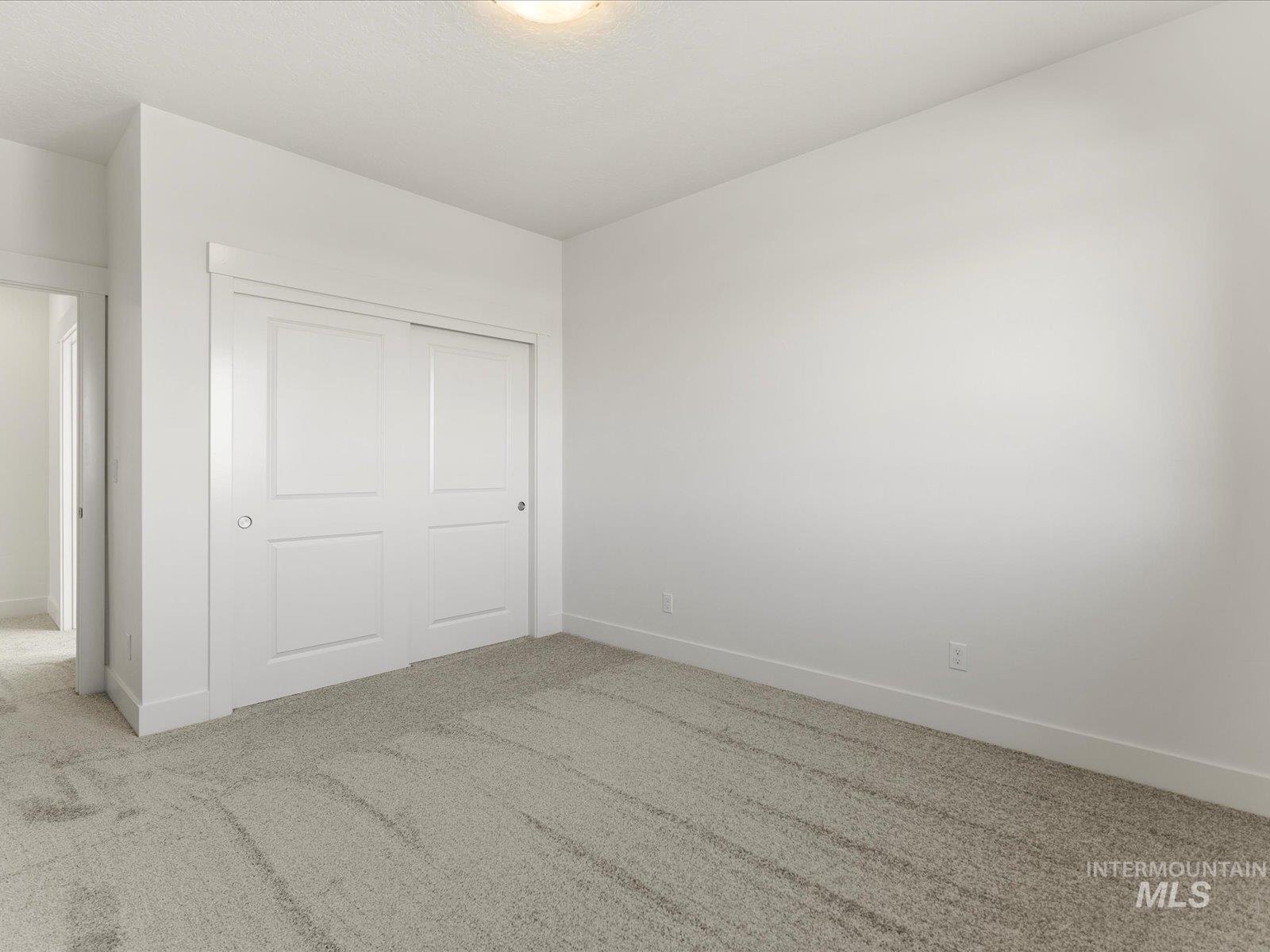 375 S Bumper Way Property Photo 37