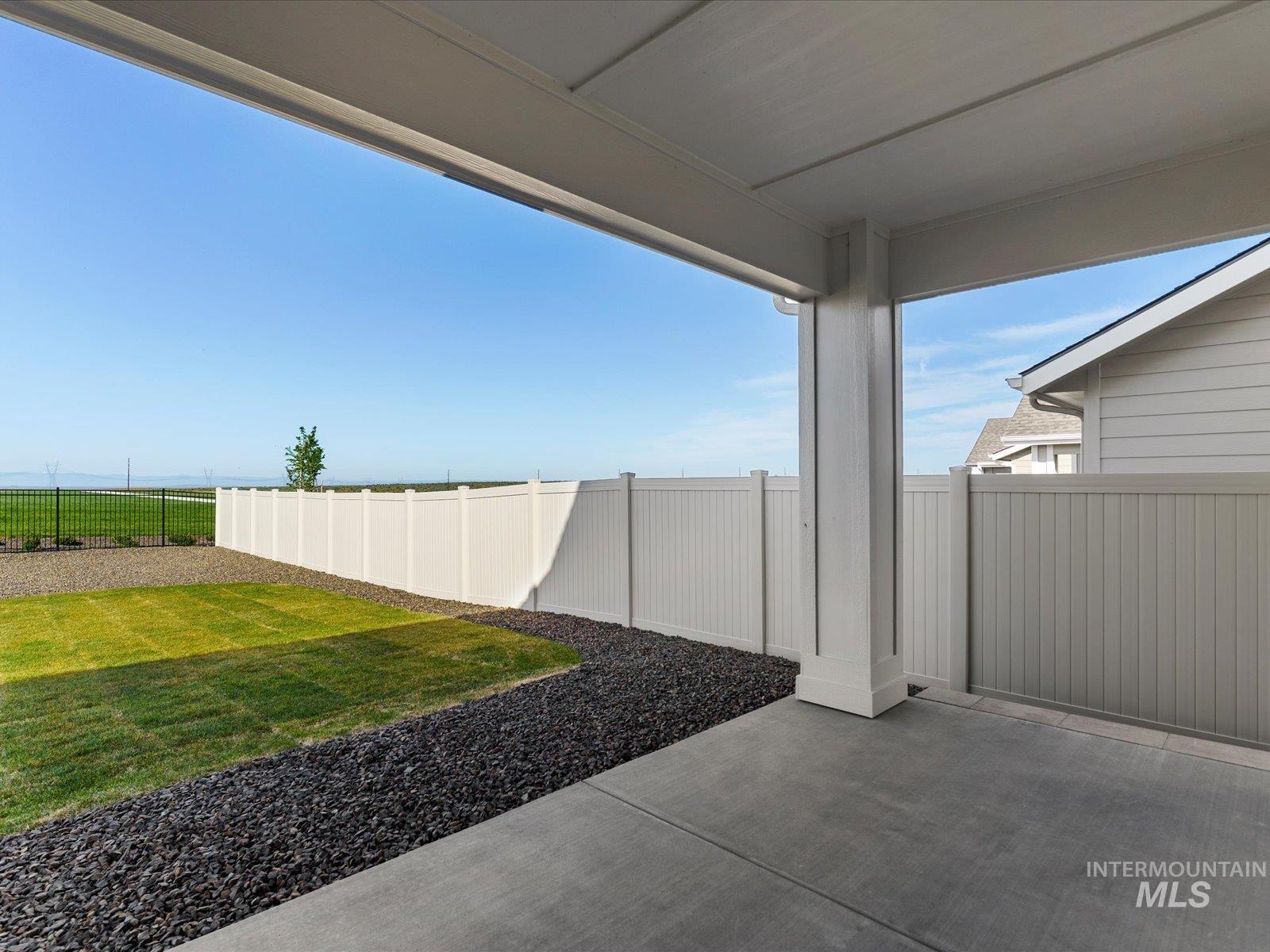 375 S Bumper Way Property Photo 38