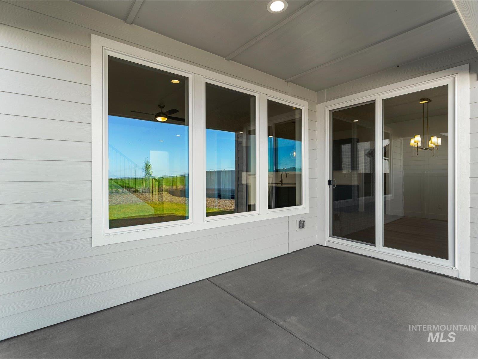 375 S Bumper Way Property Photo 39