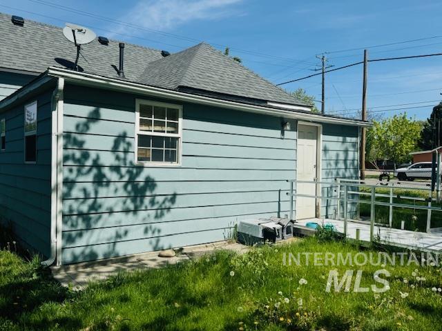 128 9th Ave. N. Property Photo 4