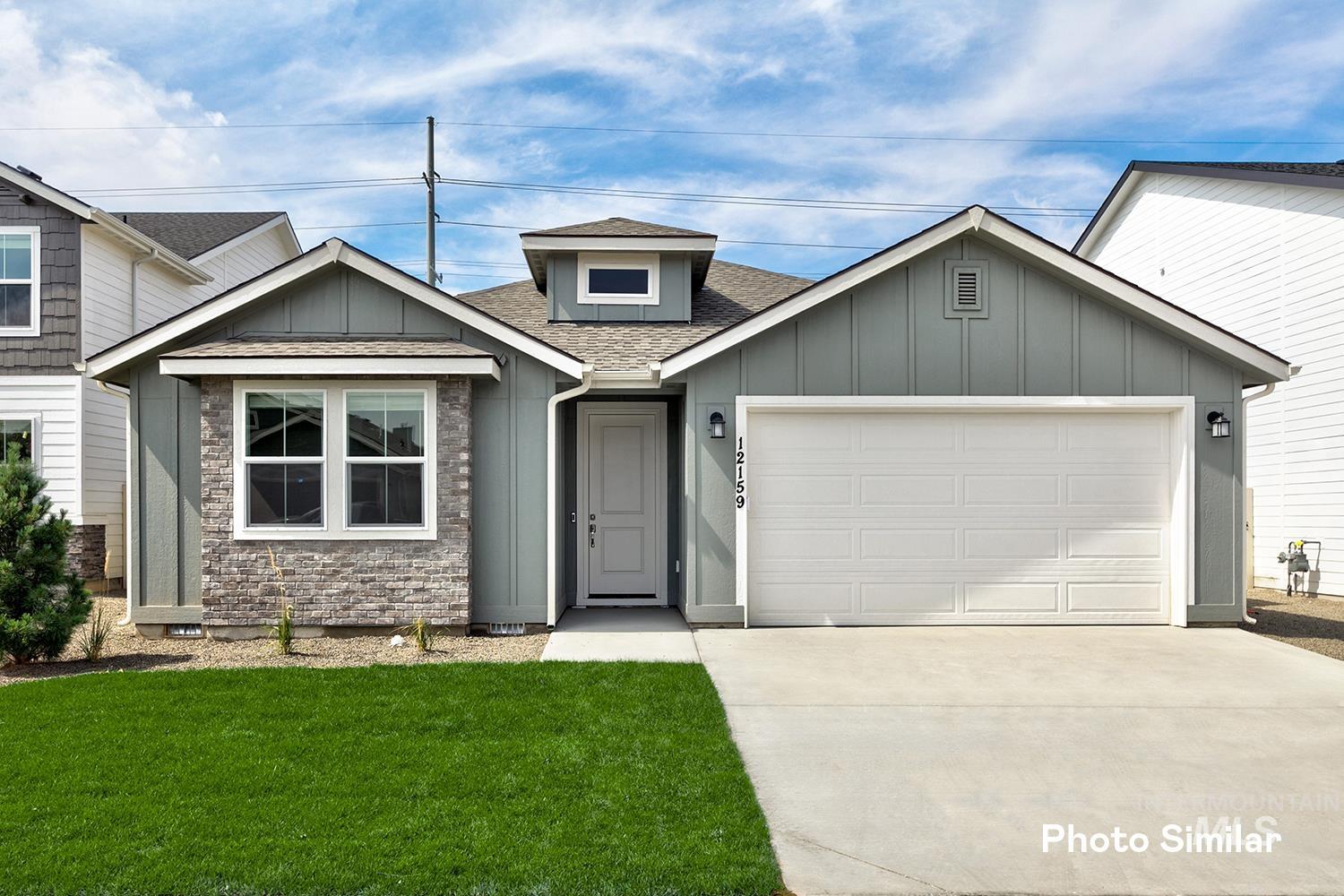 5148 N Bartok Ave Property Photo 1