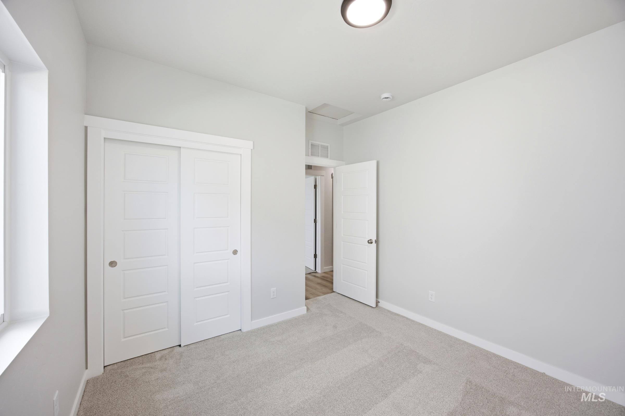 1559 W Braden Dr Property Photo 19