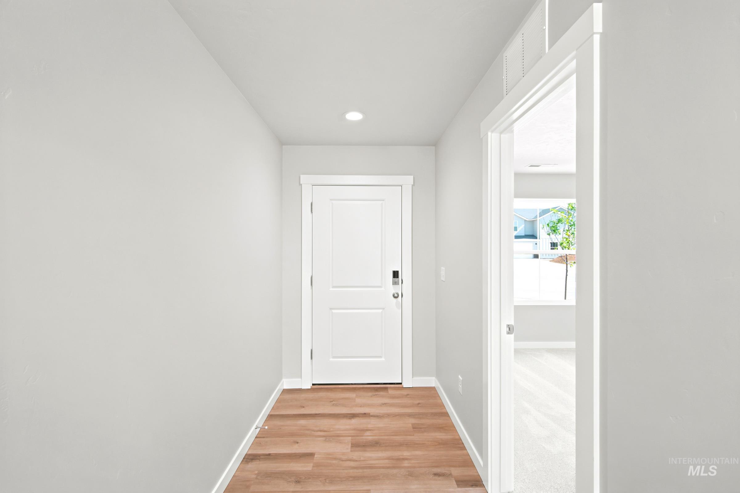 2471 W Clegane Ct Property Photo 2