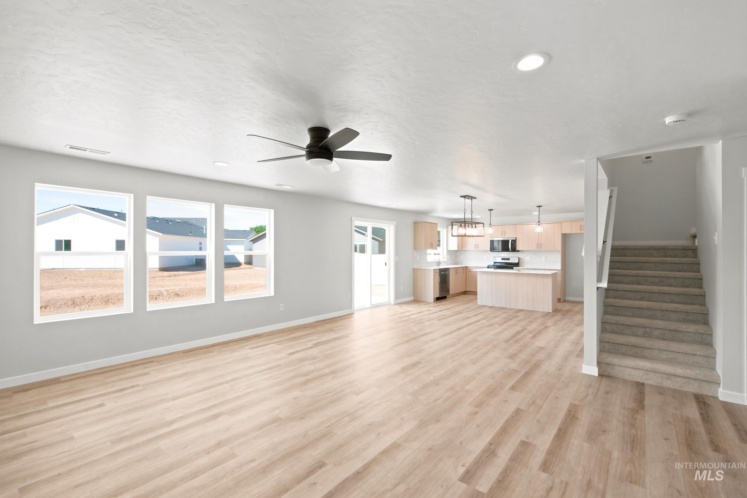2471 W Clegane Ct Property Photo 12