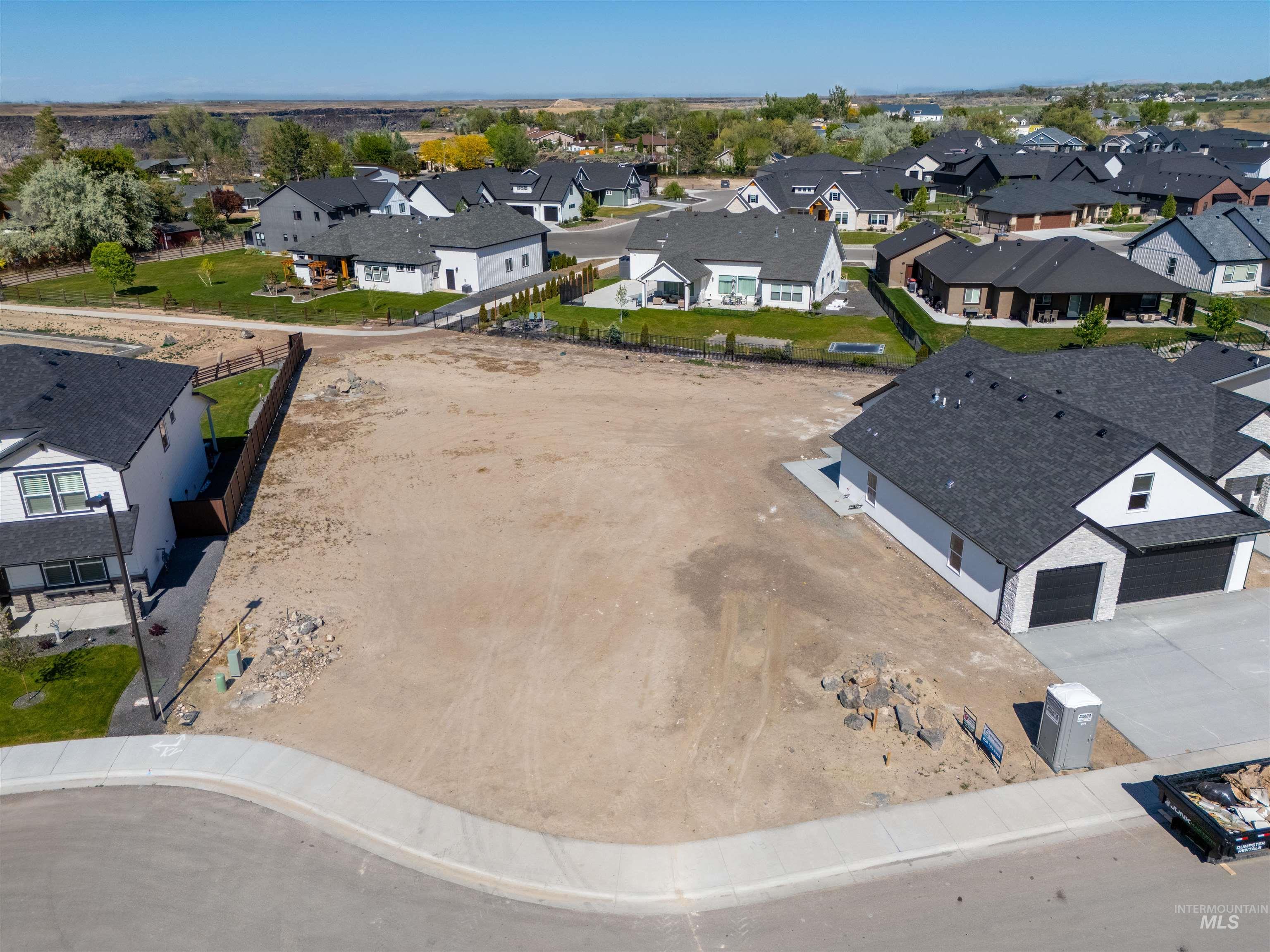 1660 Tule Drive Property Photo 8