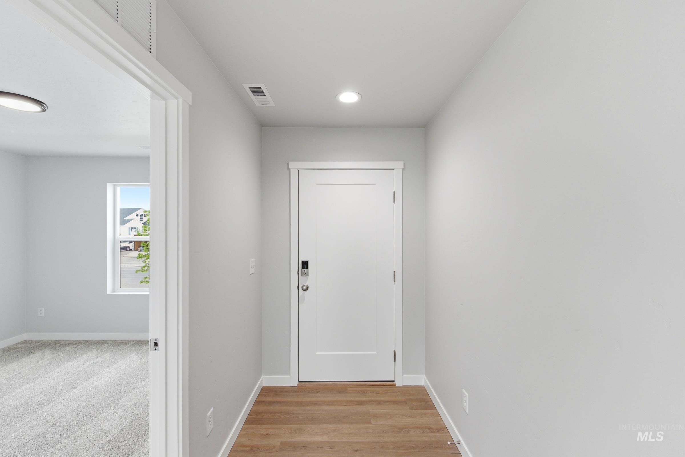 16558 Dunning Way Property Photo 2