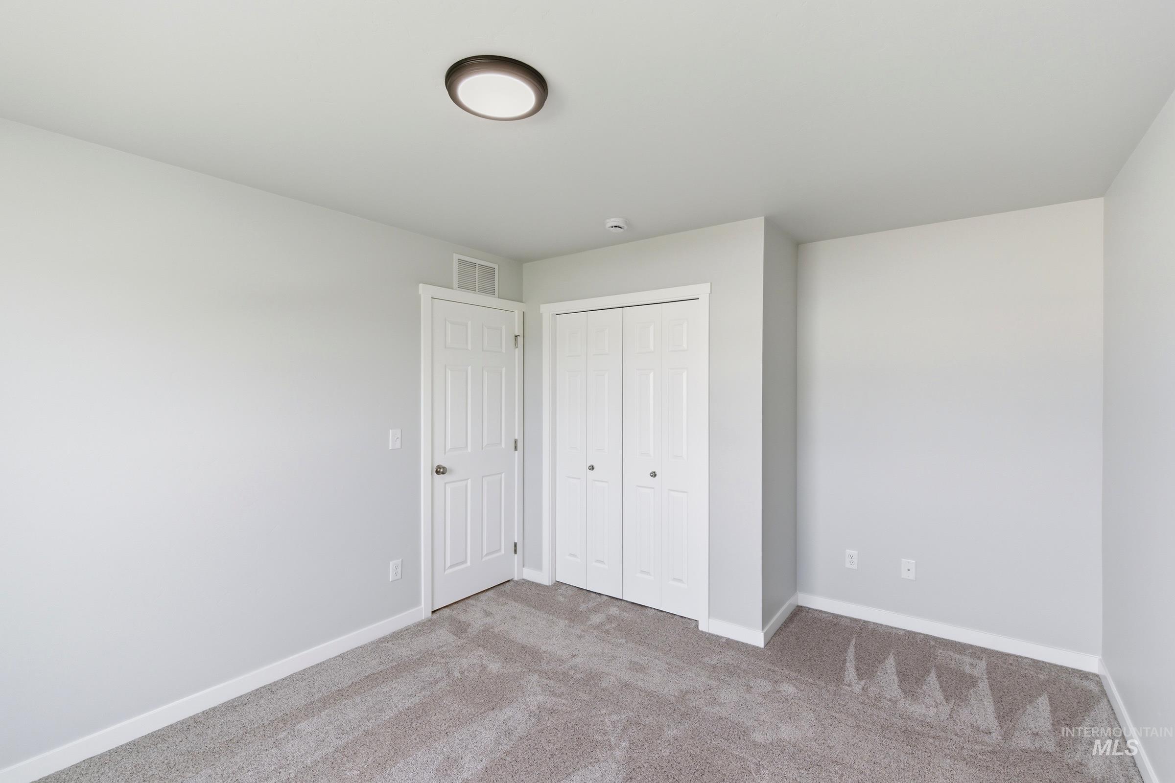 16558 Dunning Way Property Photo 13
