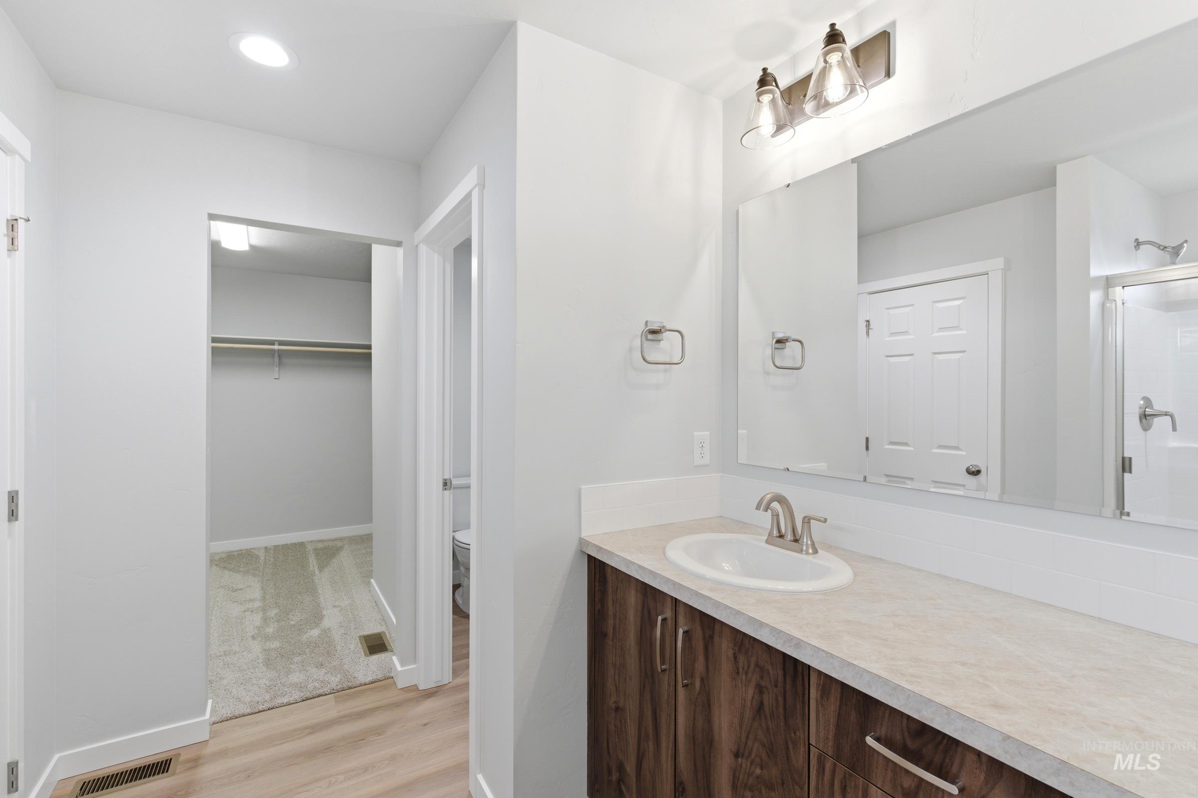 16558 Dunning Way Property Photo 30