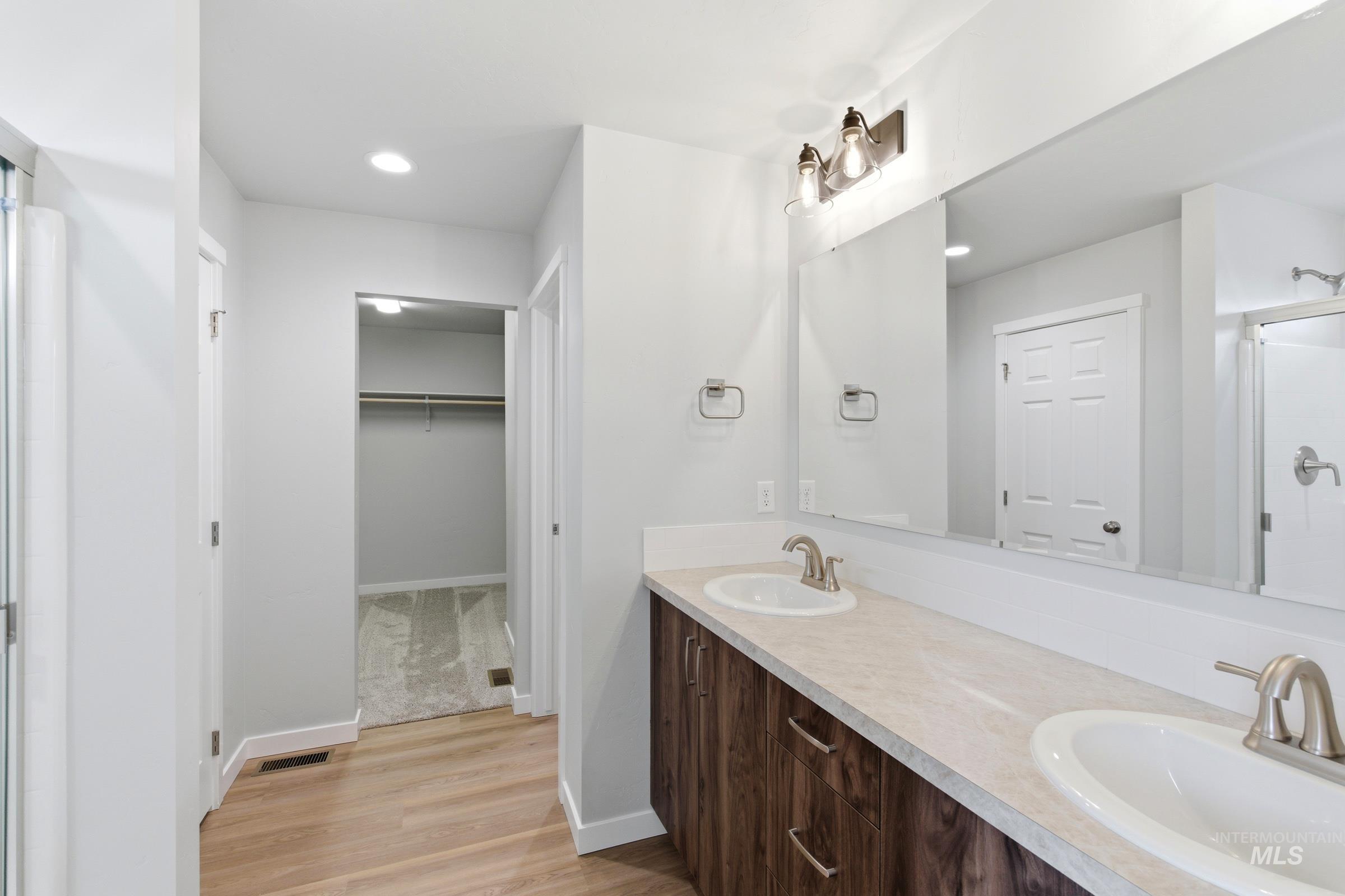 16558 Dunning Way Property Photo 31