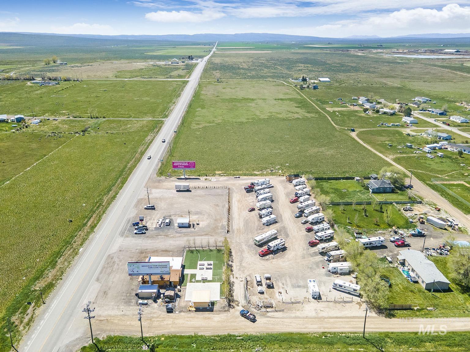 2695 Hwy 93 Property Photo 6