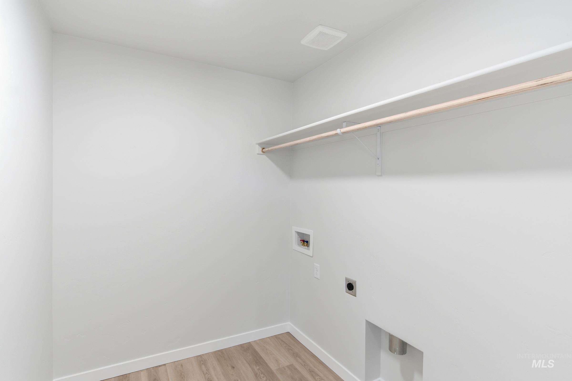 13721 Redway Ct Property Photo 20