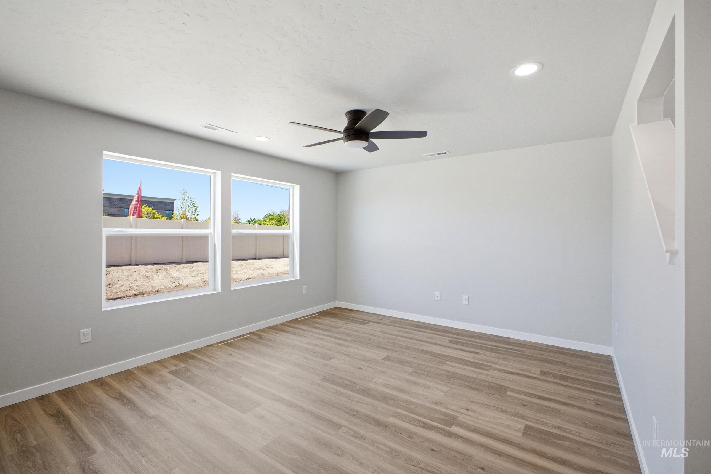 25 S Sweetgrass Pl Property Photo 8