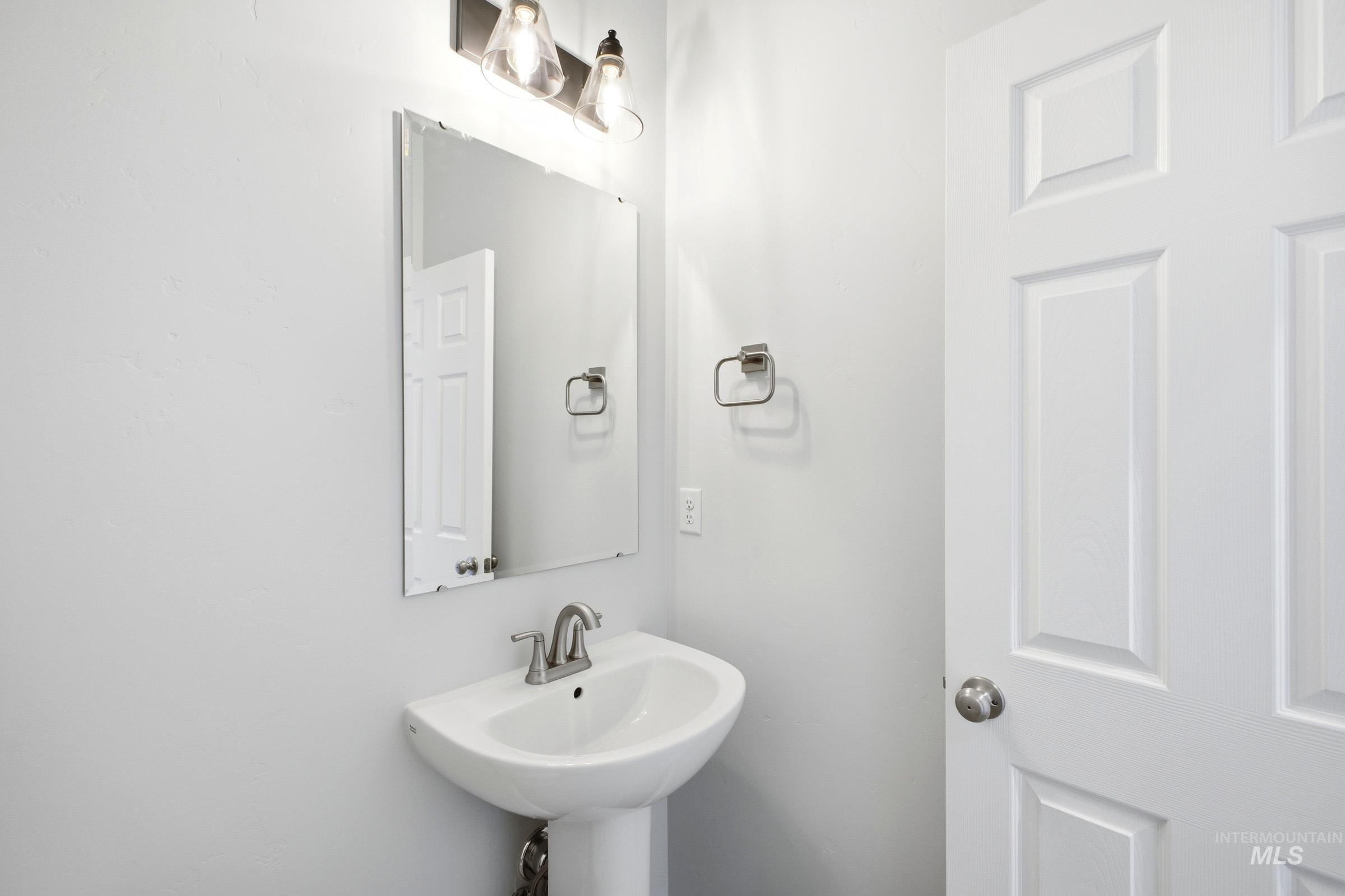 2519 W Fallon Lp Property Photo 9