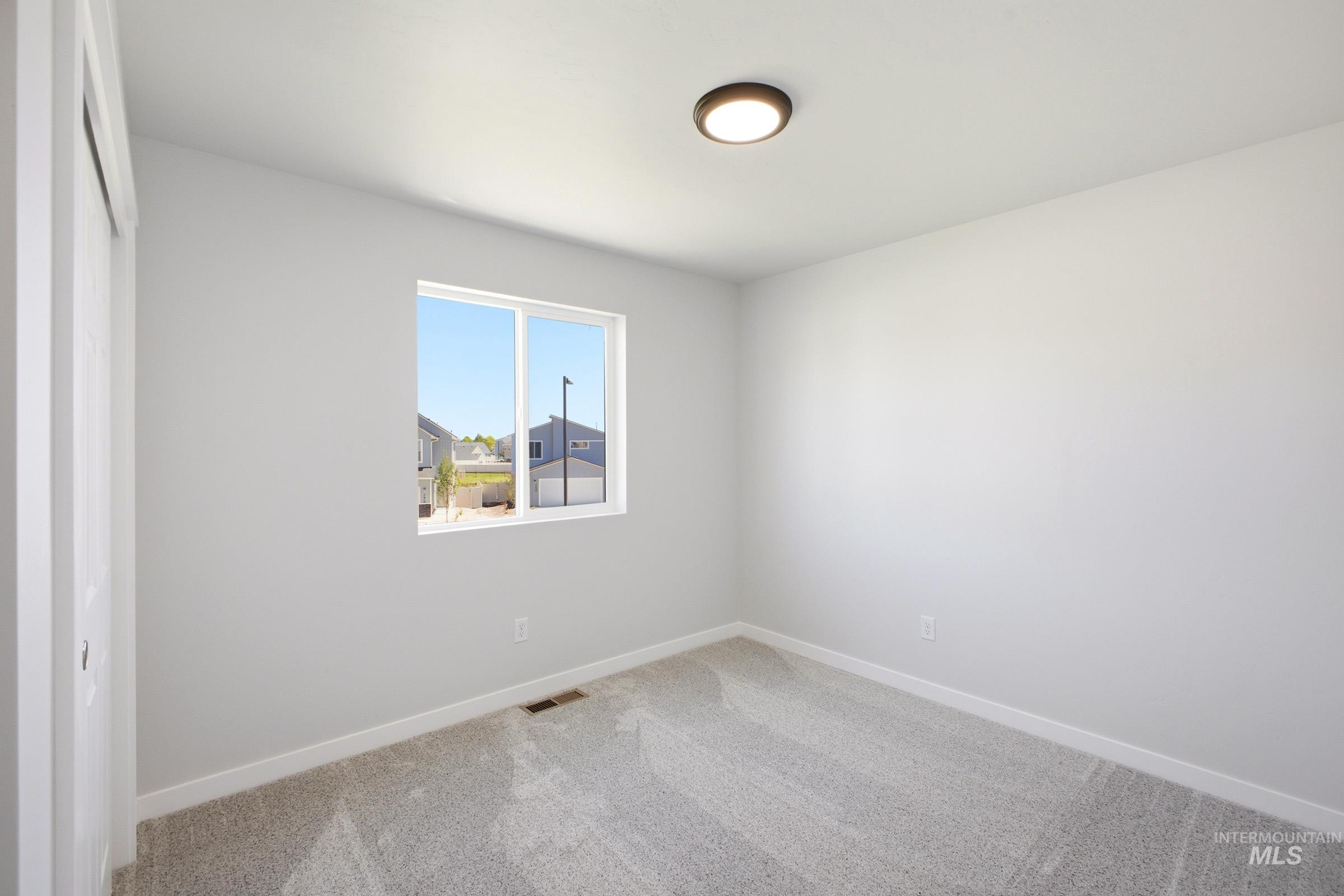 2519 W Fallon Lp Property Photo 14