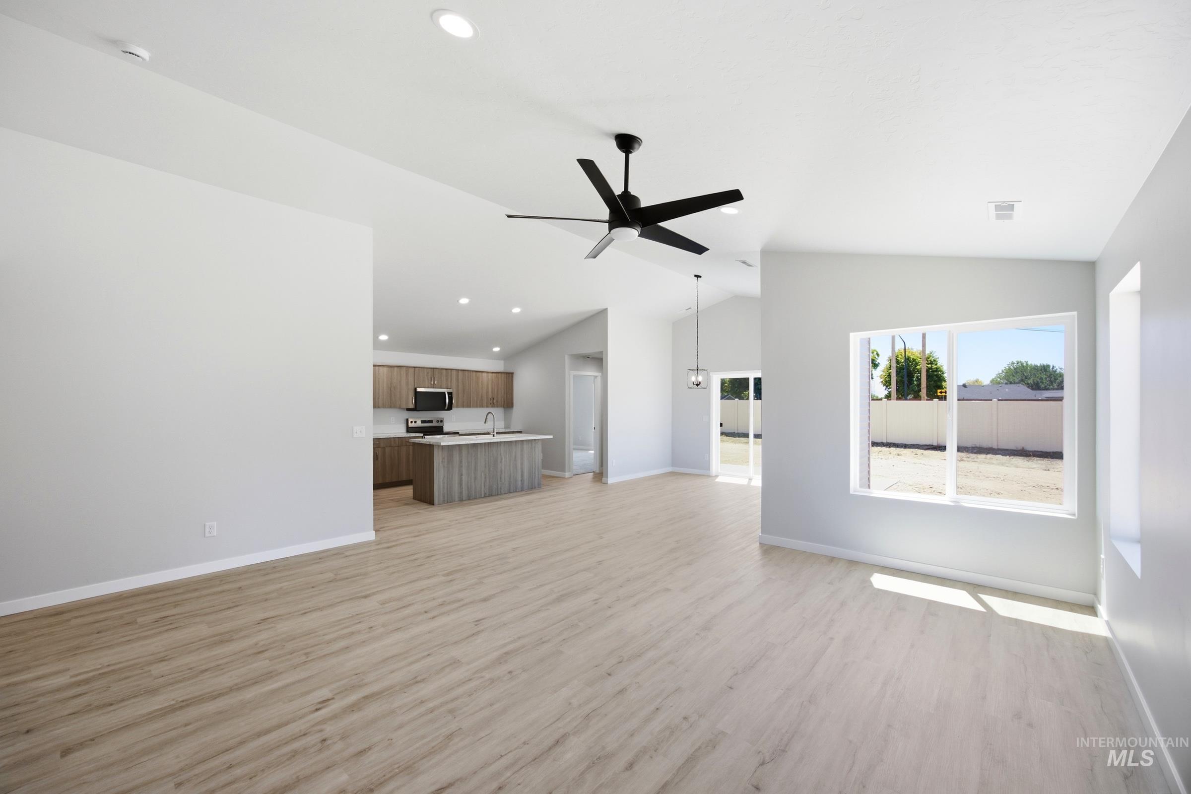 16662 N Shorthorn Lp Property Photo 10