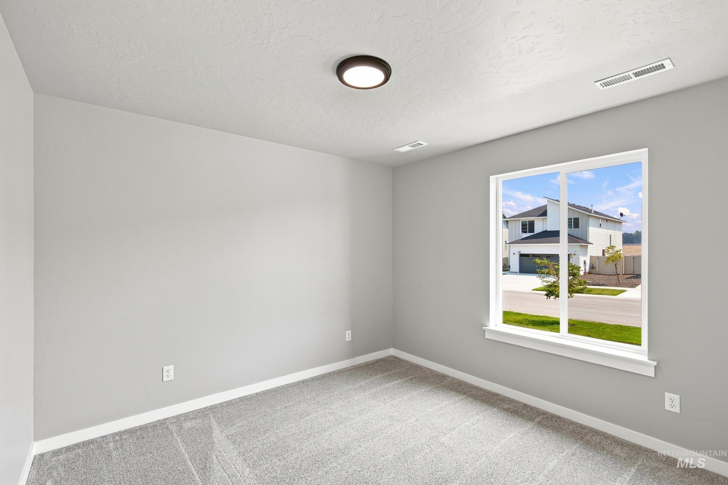 2199 S Border Way Property Photo 14