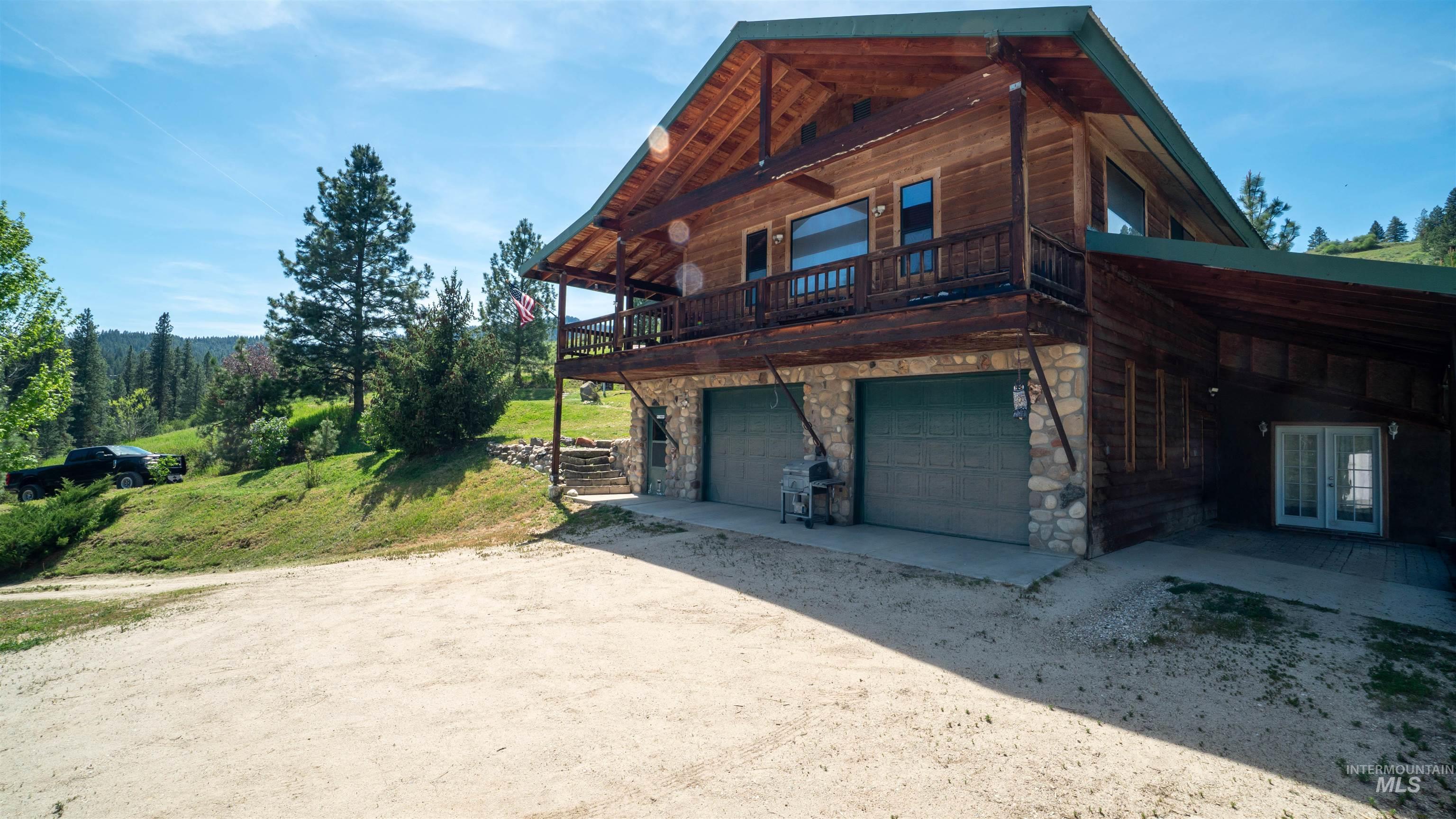 26 Pine Heights Property Photo 2