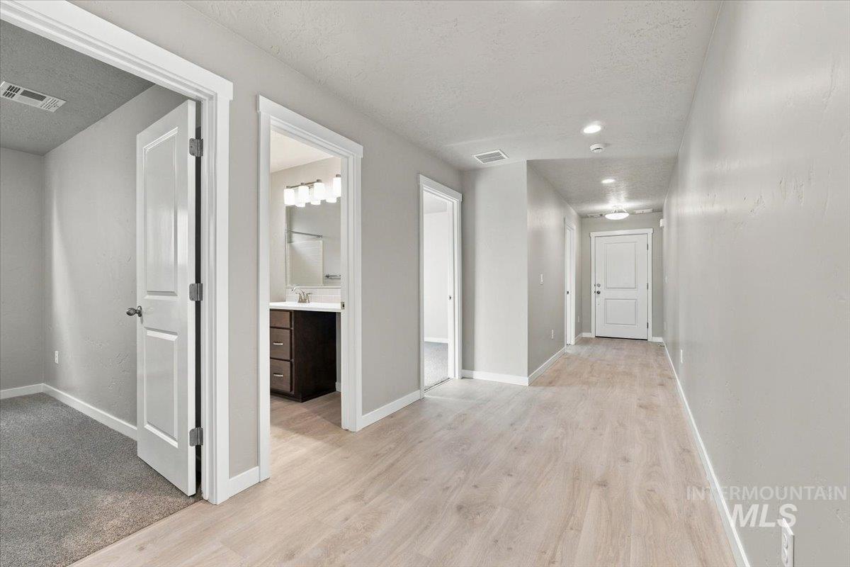 11302 W Tutor St Property Photo 4
