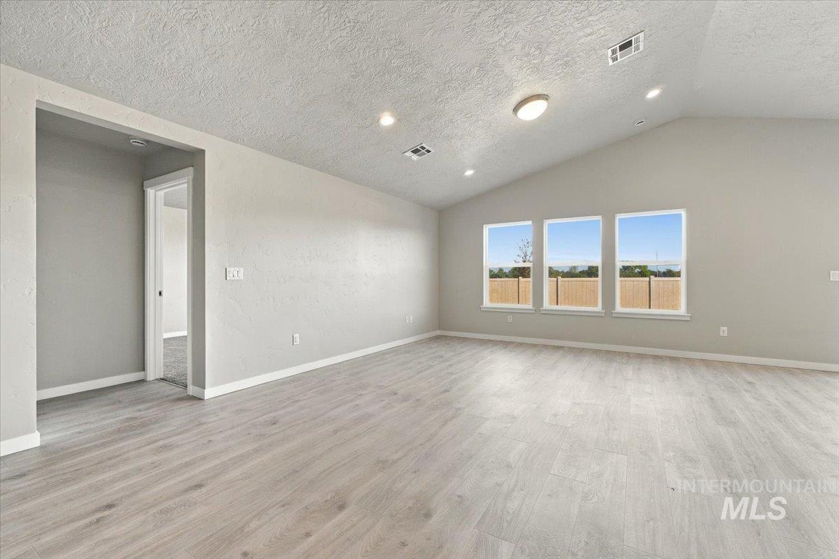 11302 W Tutor St Property Photo 5