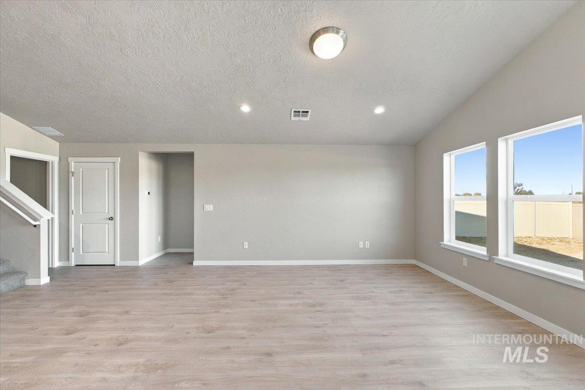 11302 W Tutor St Property Photo 6