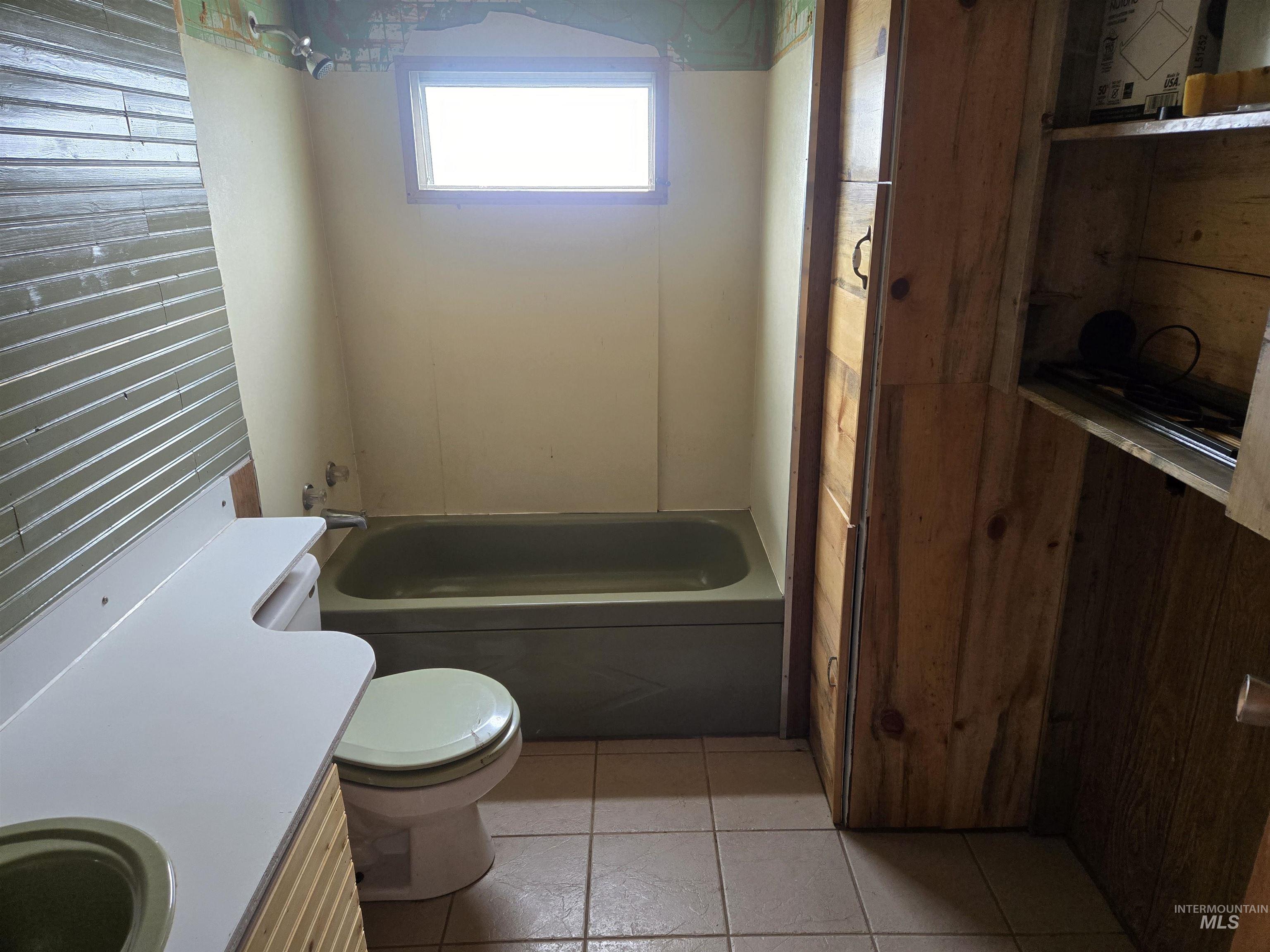 1521 Summitview Drive Property Photo 16