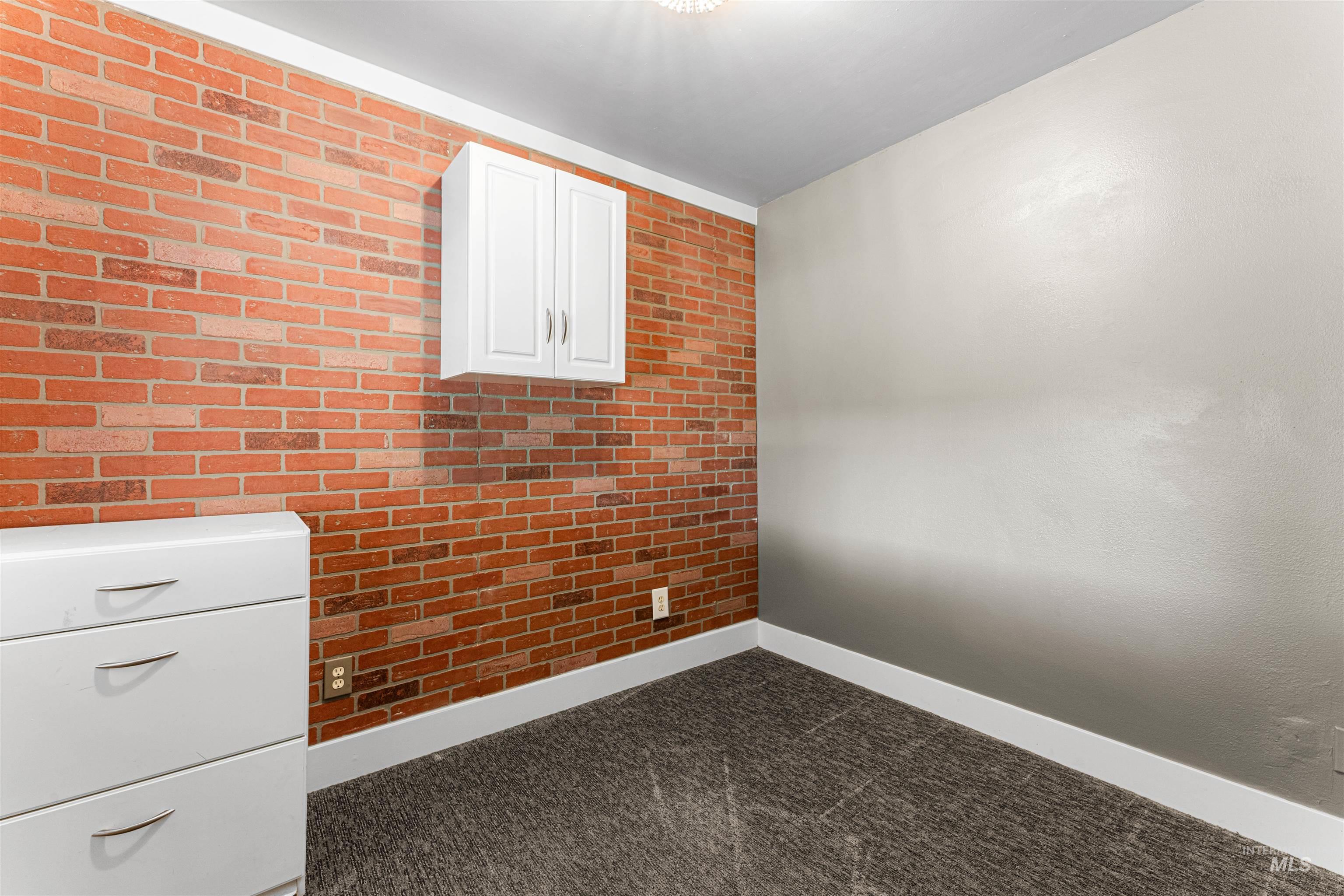 1200 N Beverly Dr Property Photo 18