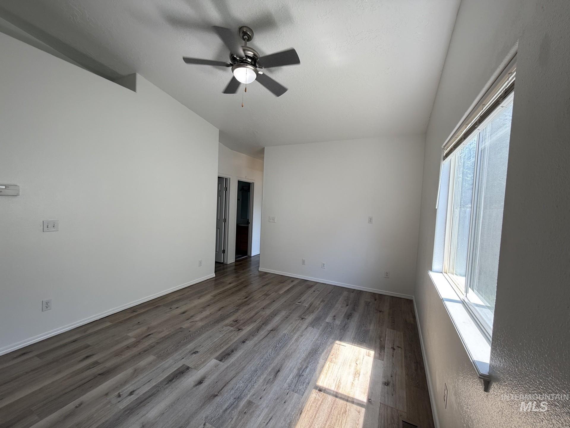 920 S Diamond St. Property Photo 5