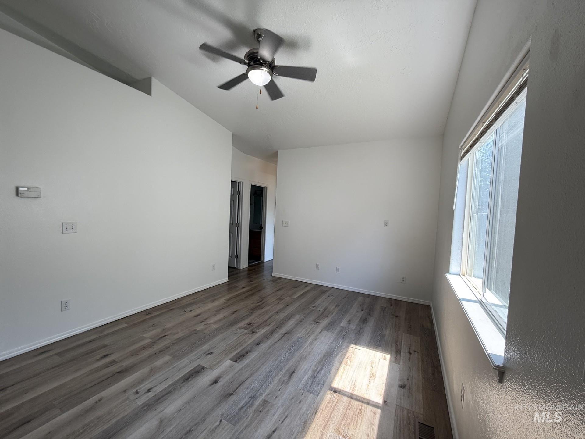 920 S Diamond St. Property Photo 6