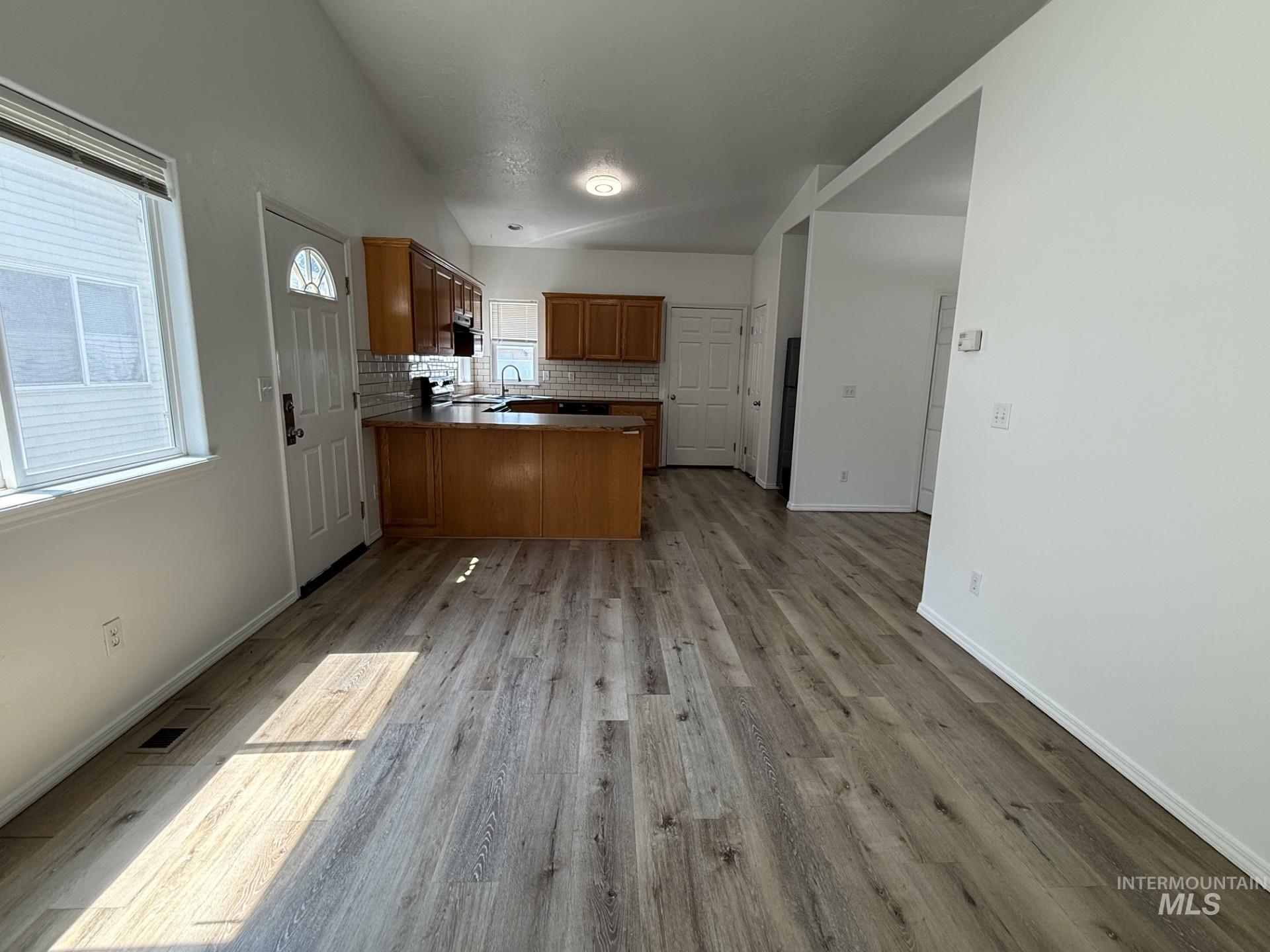 920 S Diamond St. Property Photo 7