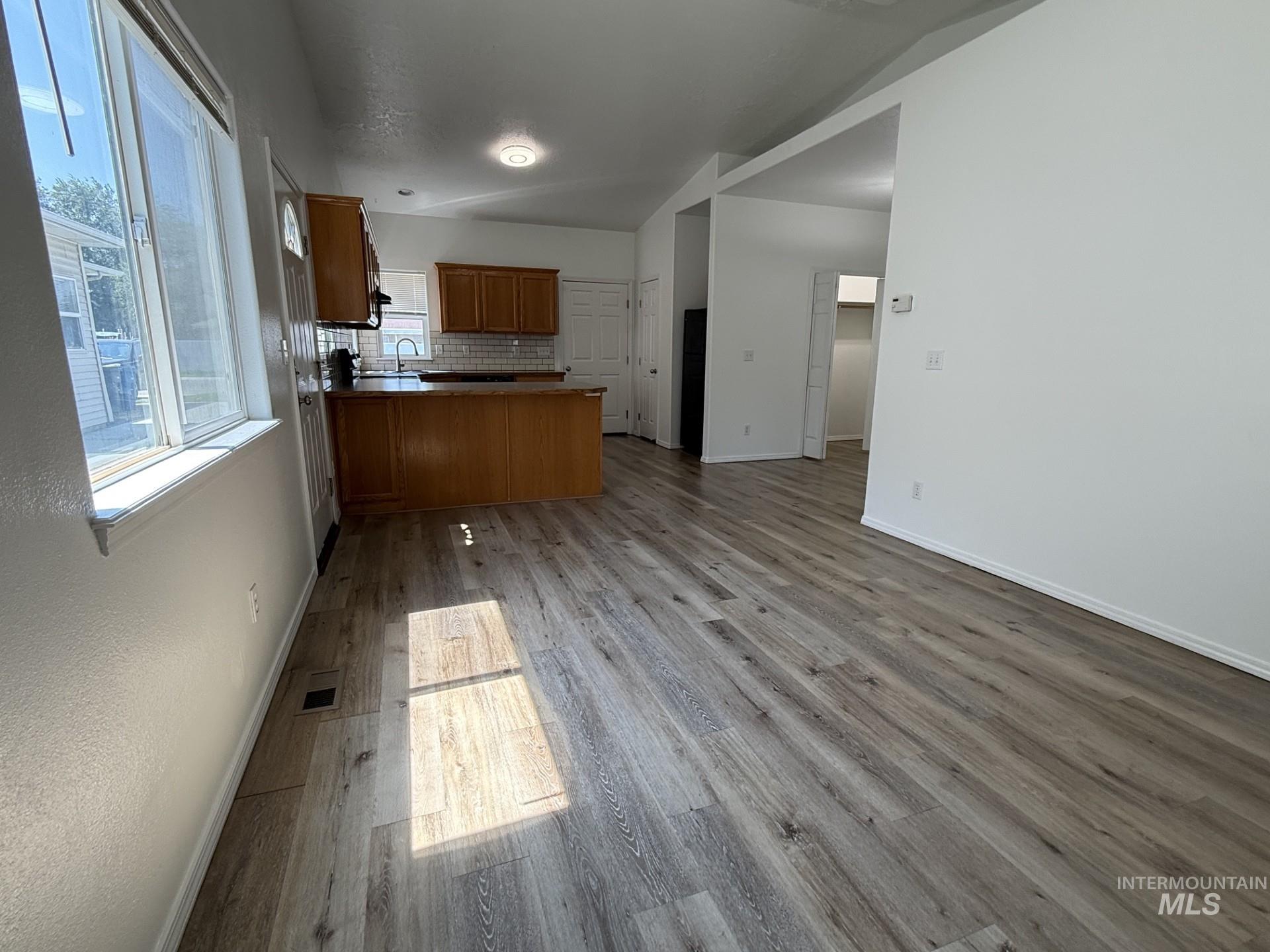 920 S Diamond St. Property Photo 11