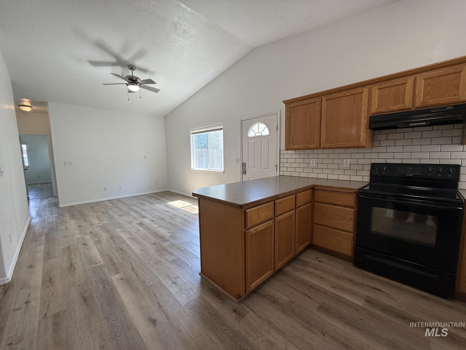 920 S Diamond St. Property Photo 13