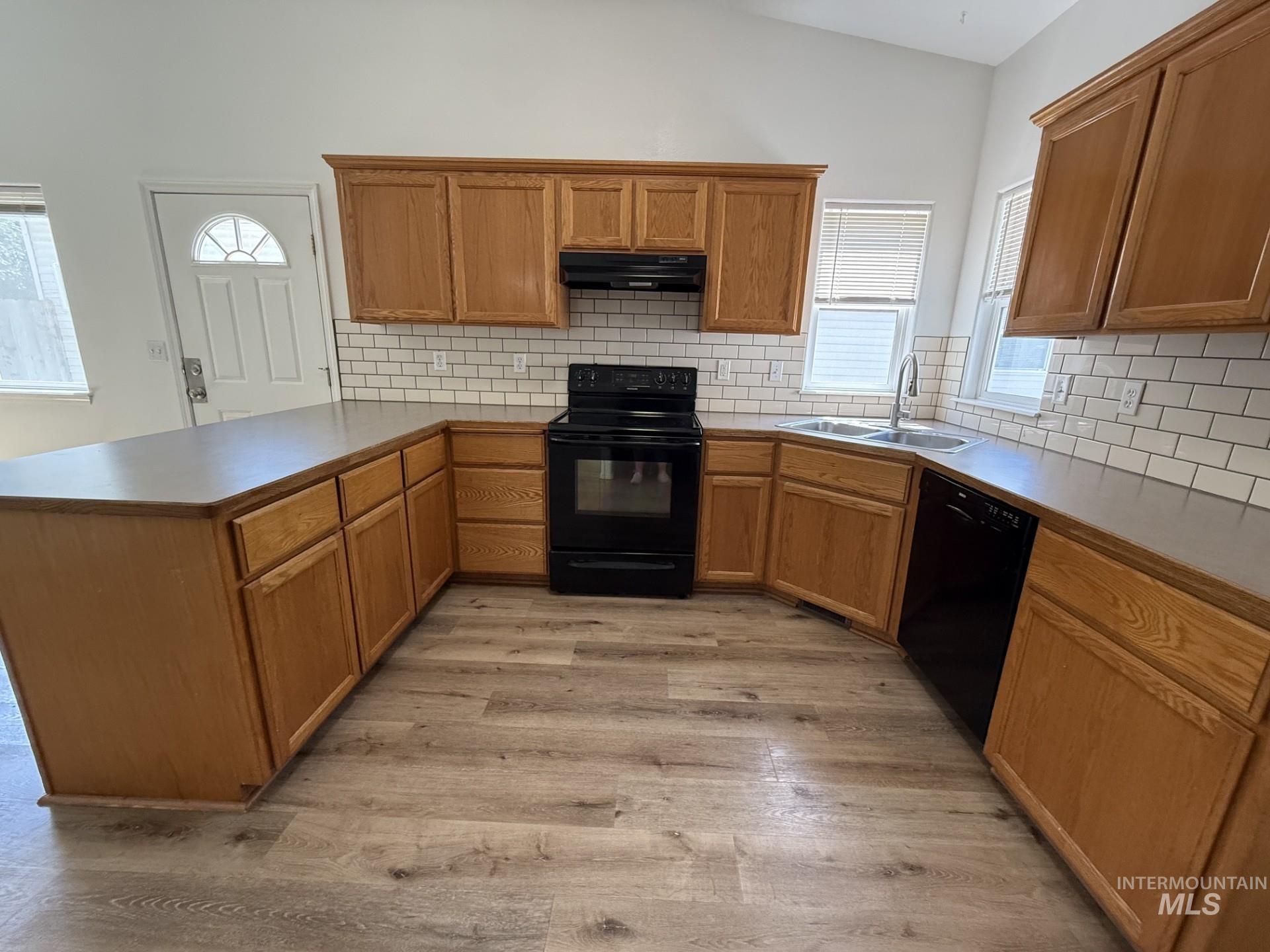 920 S Diamond St. Property Photo 16