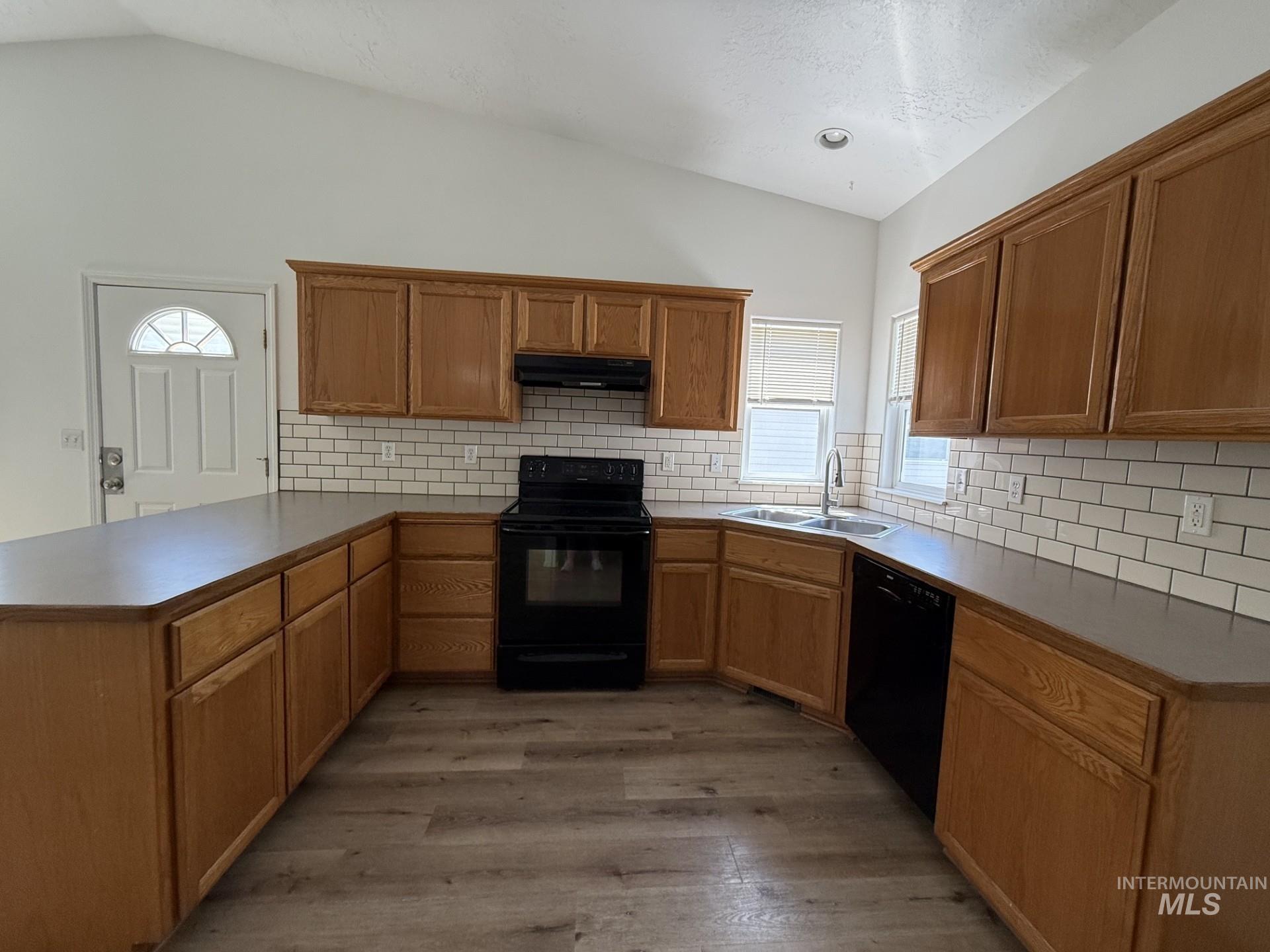 920 S Diamond St. Property Photo 18