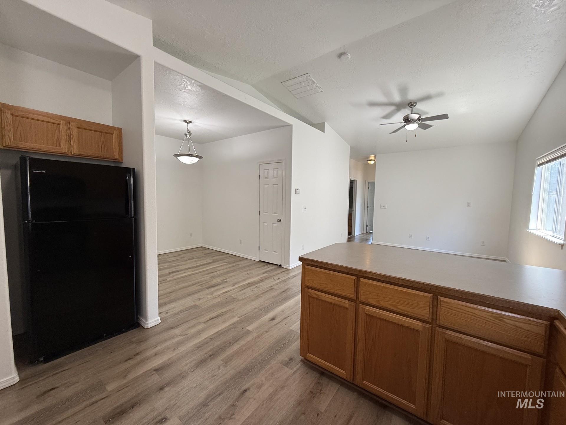 920 S Diamond St. Property Photo 24