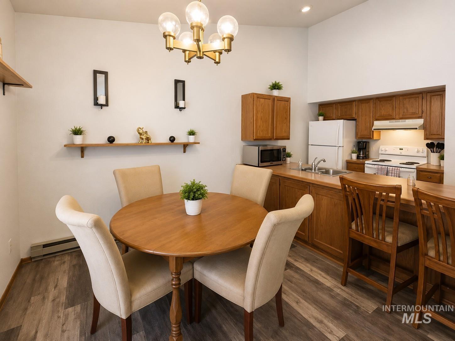 300 Floyde Property Photo 22