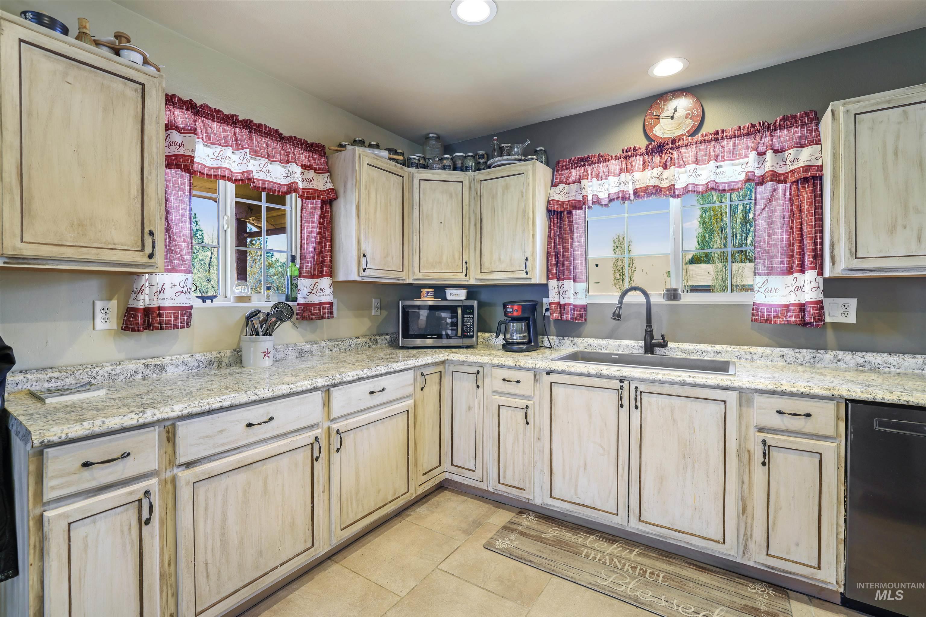 70 E Prairie Road Property Photo 19