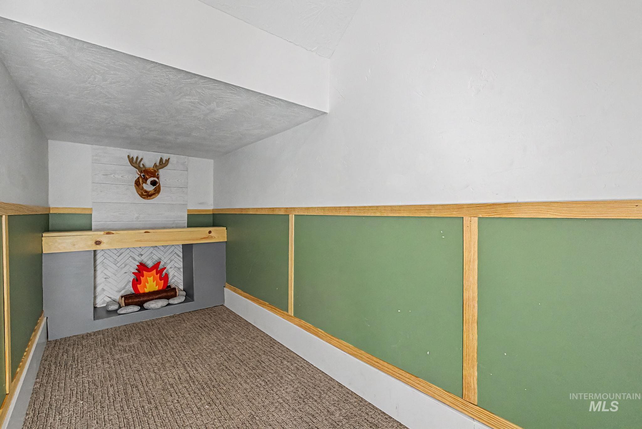 6521 S Pemberley Way Property Photo 7
