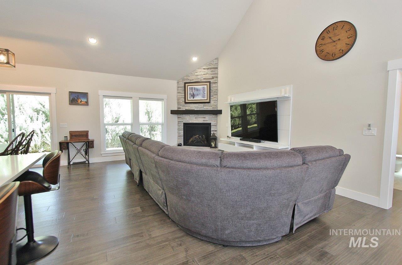 5041 N Pierce Park Ln Property Photo 5