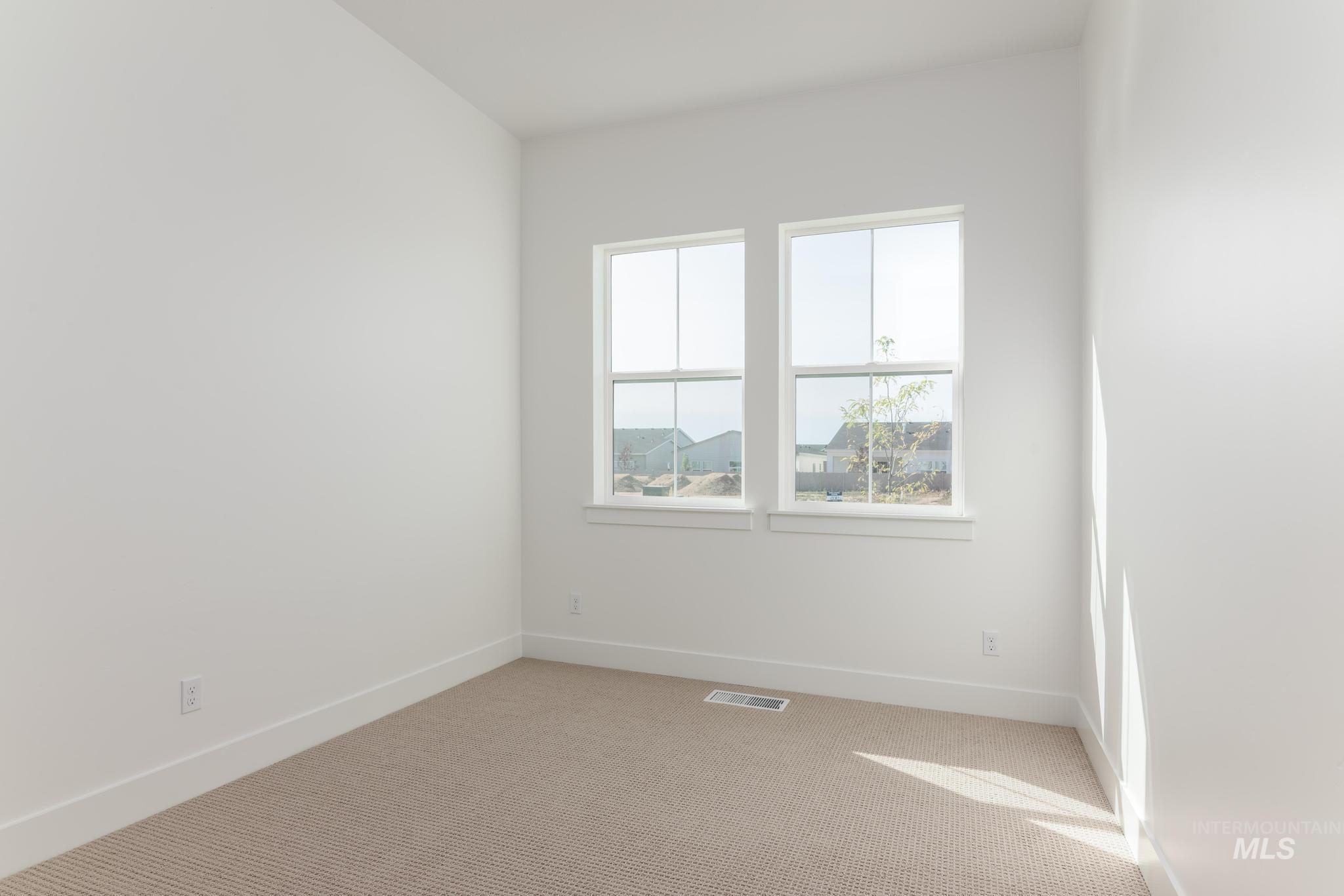 8554 W Fanning St Property Photo 18