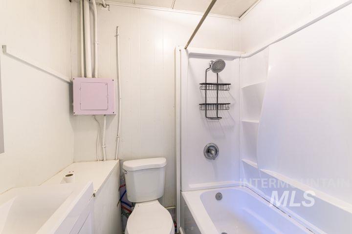 805 1/2 W Richmond St. Property Photo 14
