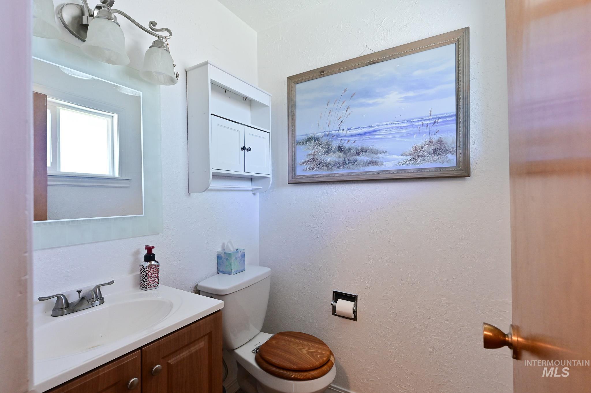 408 W Lincoln Property Photo 16