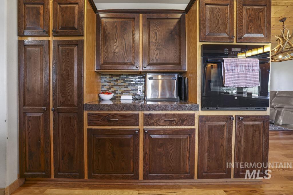 2097 E 2500 N Property Photo 12