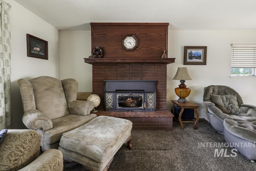 2148 Alta Vista Circle Property Photo 8