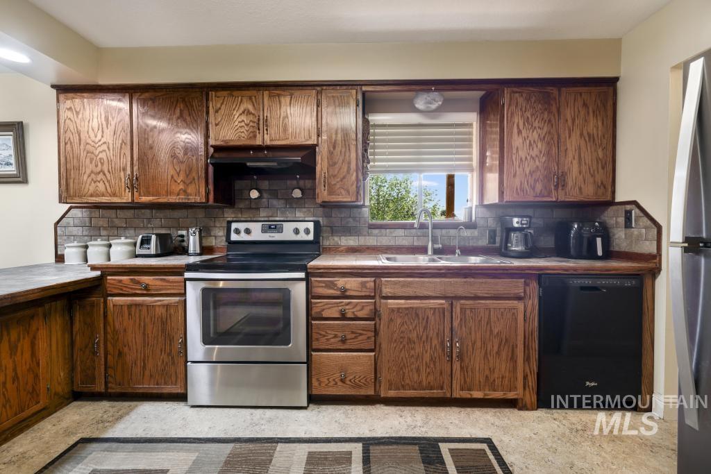 2148 Alta Vista Circle Property Photo 13