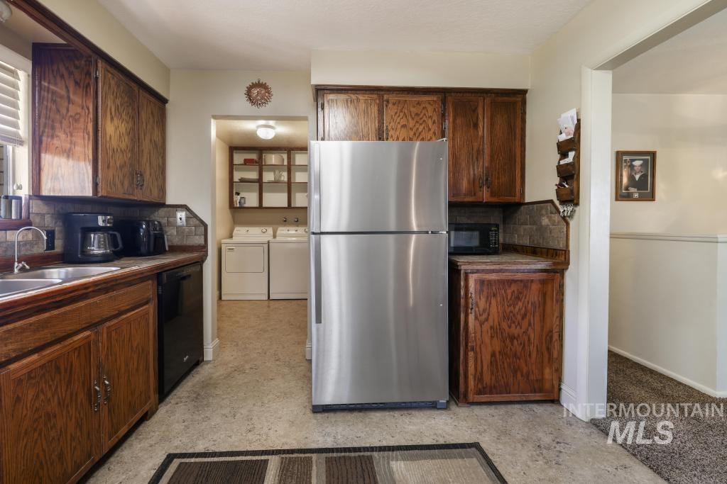 2148 Alta Vista Circle Property Photo 16