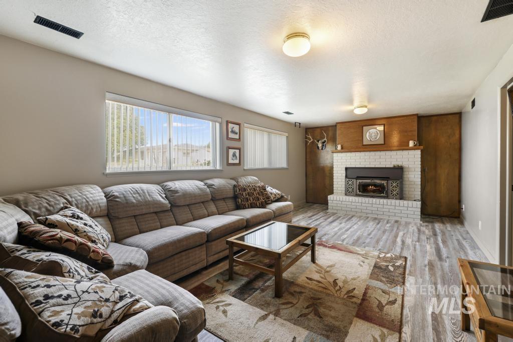 2148 Alta Vista Circle Property Photo 25