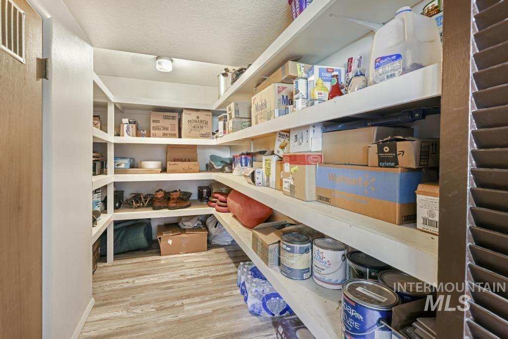 2148 Alta Vista Circle Property Photo 29